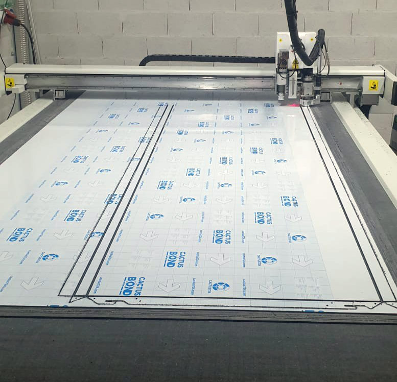 Fresado plancha de composite. Profesionales de Almería